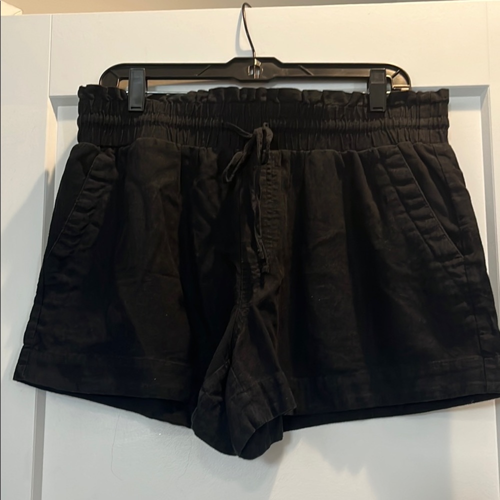 Black Linen Women's Shorts